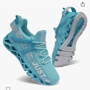 Just SoSo Tennis Shoes - NEW IN BOX #504